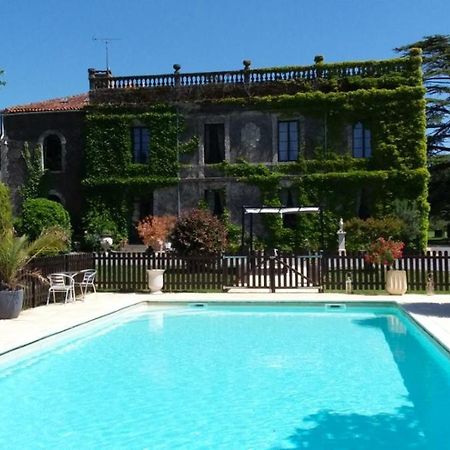 Chateau Le Poiron Pissotte Exterior photo